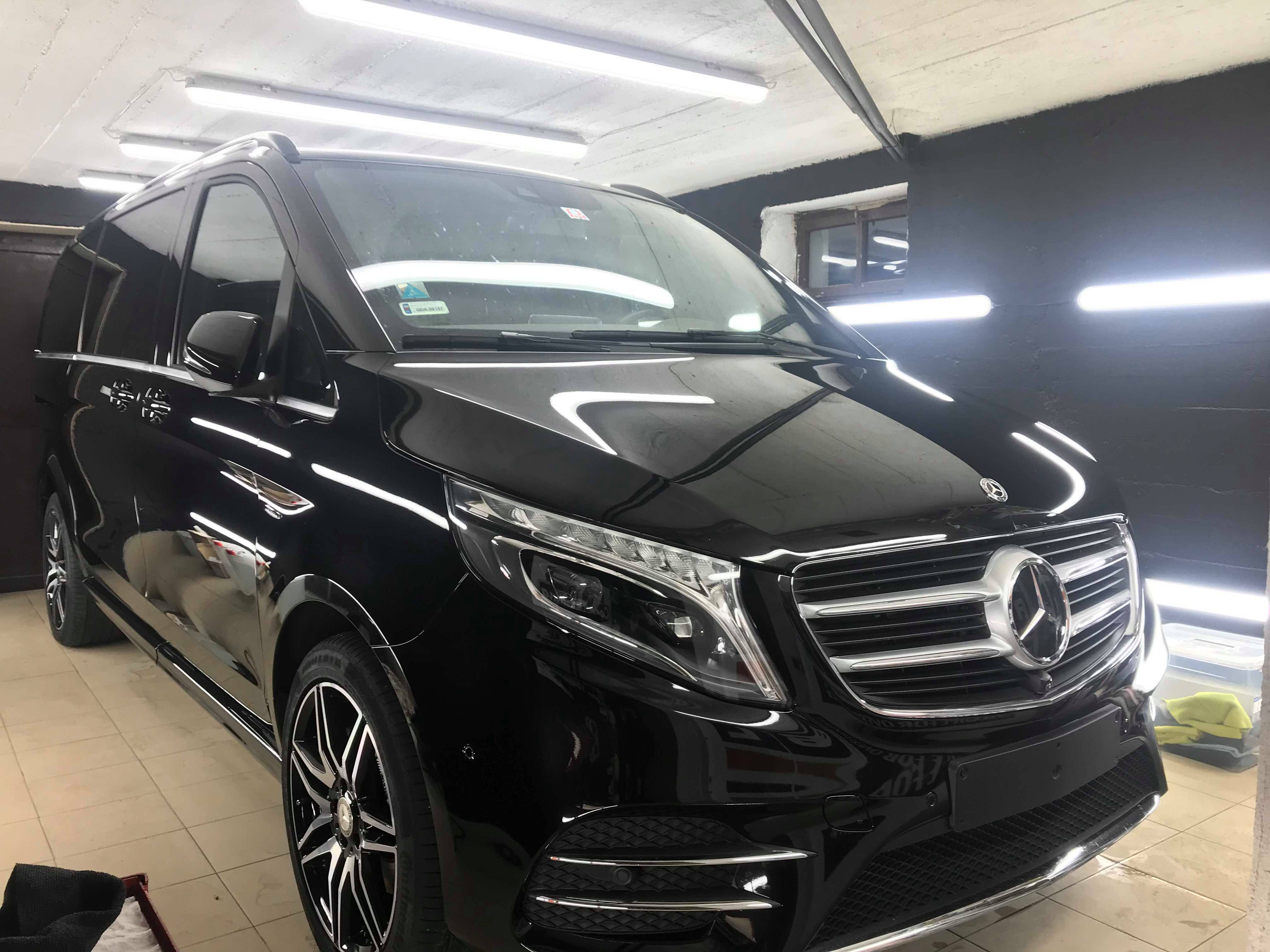 Mercedes Benz